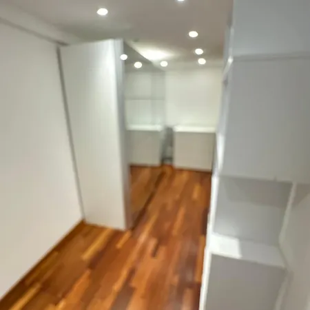 Palazzo Minghetti Oberdan 7 *